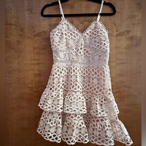 Lulus beige mini dress, size xs. Never worn, tags still on.
